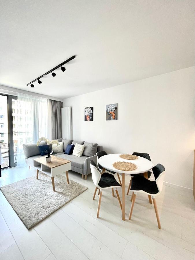 Nadmorski - Plac Unii - Parking Apartament Gdynia