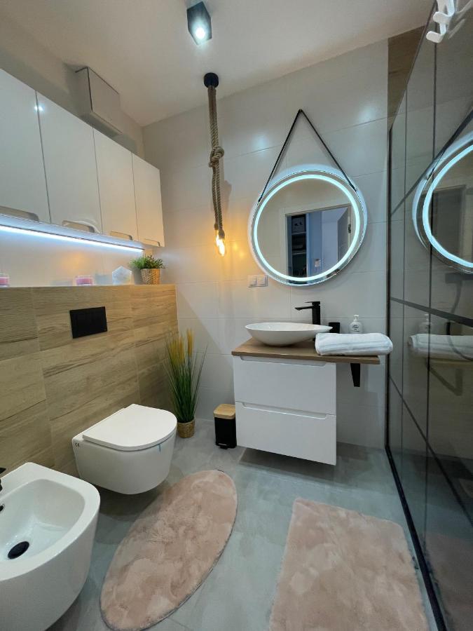 Nadmorski - Plac Unii - Parking Apartment Gdynia